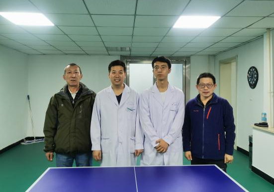 1607507594800628.jpg 男子组前四名.jpg