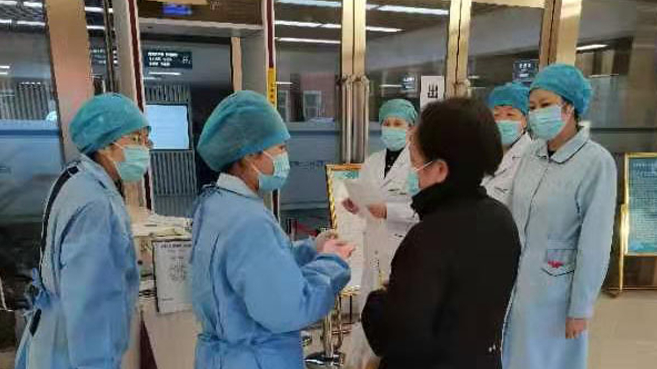 成人快手
 严格落实疫情防控工作