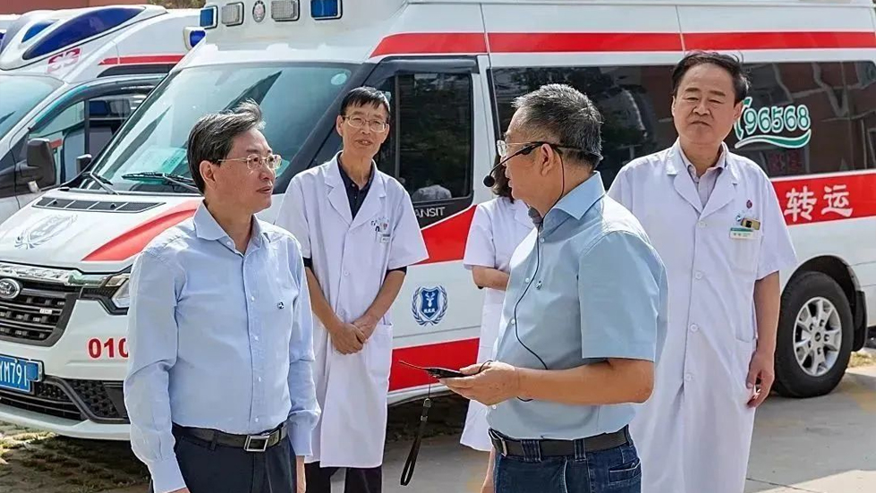 通用技术集团总经理、党组副书记陆益民一行莅临成人快手
调研指导