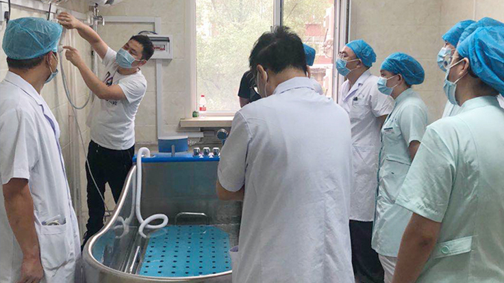 成人快手
引进先进设备助力烧伤患者治疗