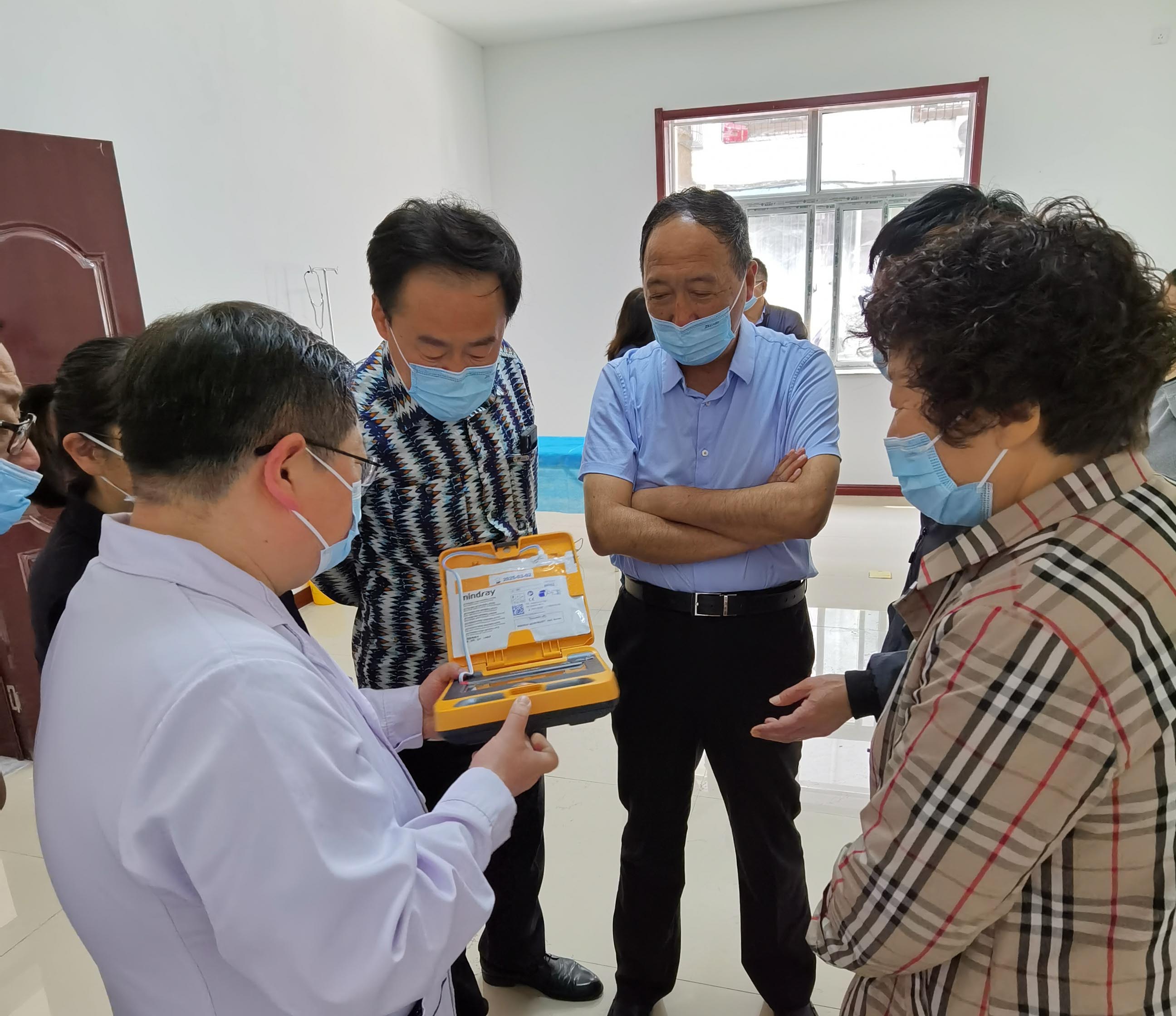 「成人快手动态
」成人快手
院领导走入新冠疫苗接种点