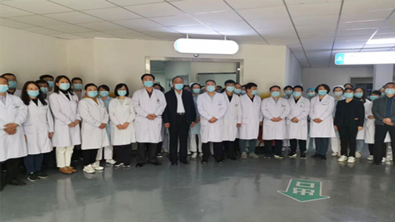 一岁啦！——成人快手
急诊科复侧记