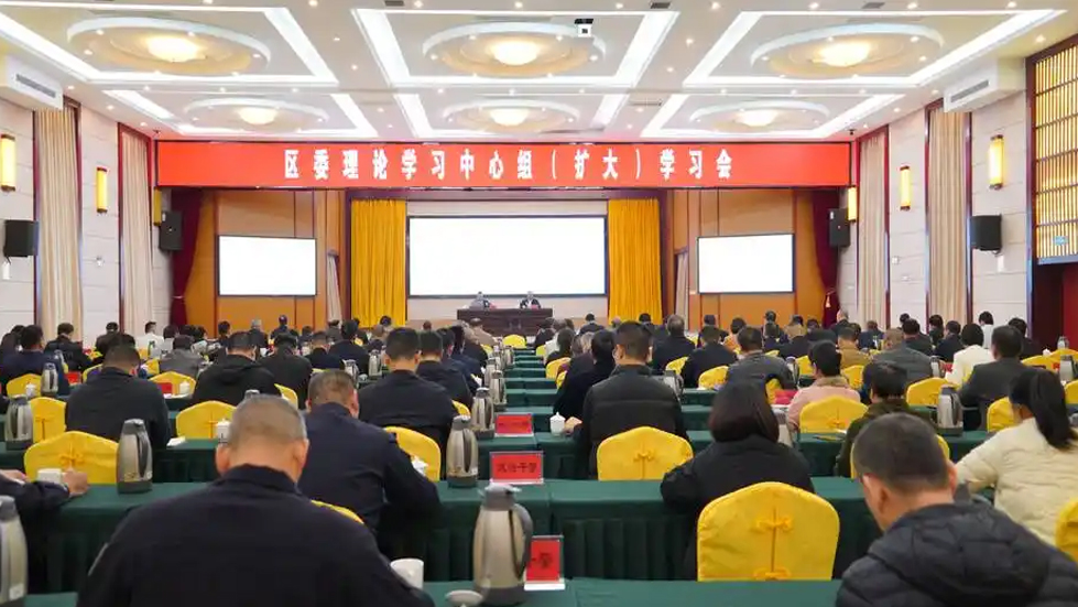 在坚持“两个结合”中创造人类文明新形态