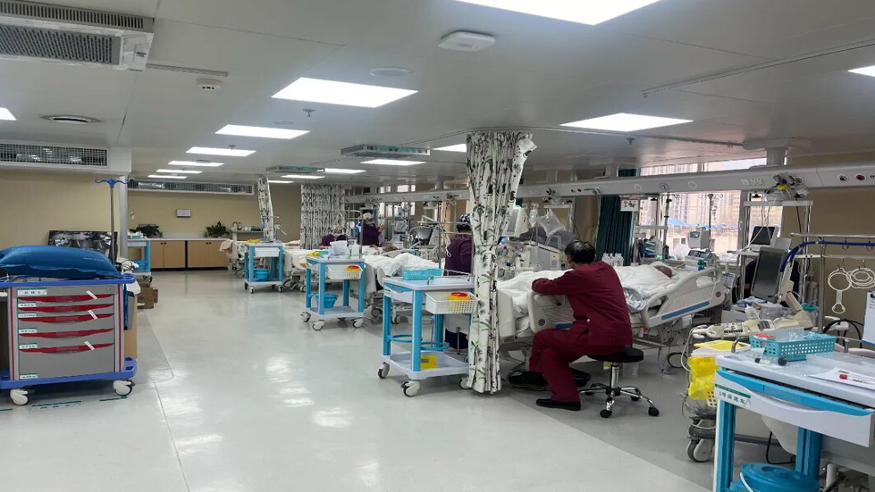 坚守生命防线 点亮生命之光--聚焦第七人民医院重症医学科