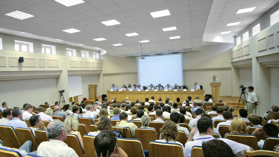 推动房地产高质量发展（学习贯彻党的二十届四中全会精神）